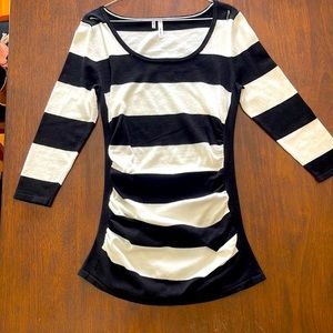 Size medium 3/4 length sleeve sweater